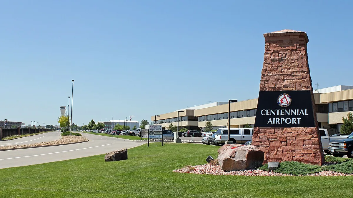 Centennial Airport, Dove Valley